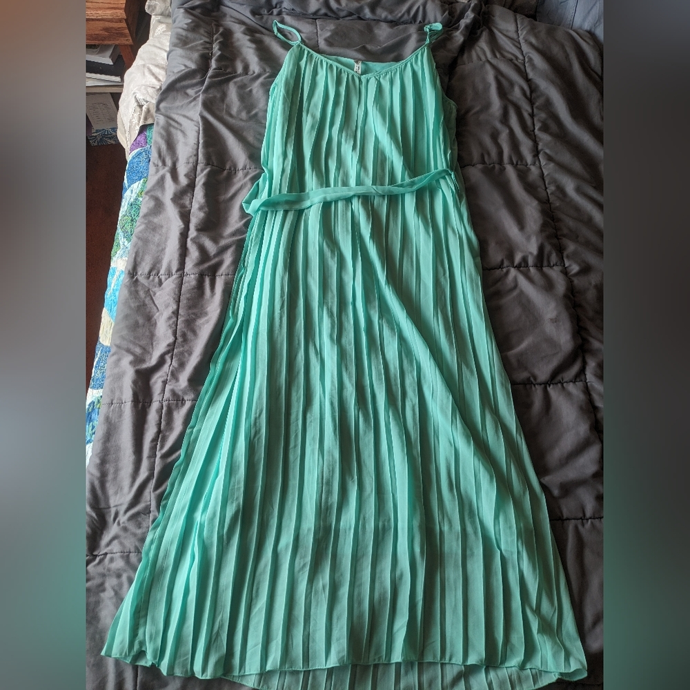 2x Maxi dress with tie belt